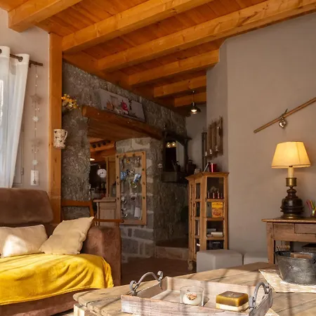L'echappee De La Lozere Prázdninový dům Les Laubies